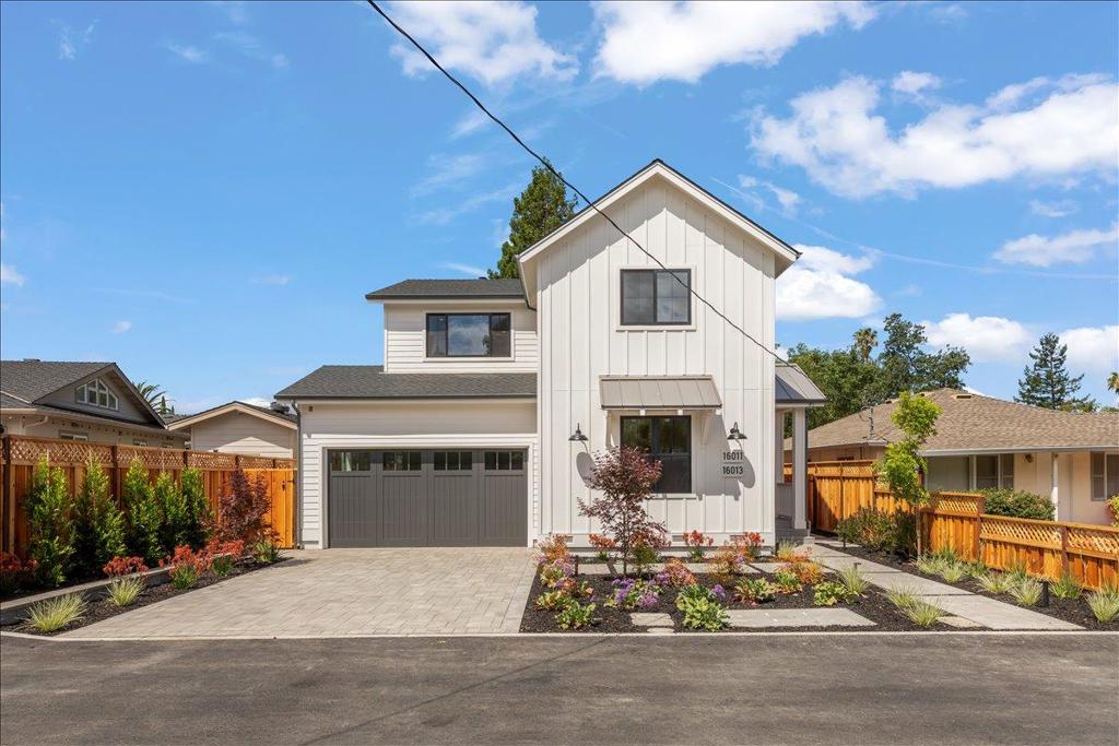 16011 Stephenie Lane Property Photo 3