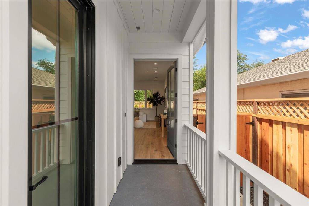 16011 Stephenie Lane Property Photo 6