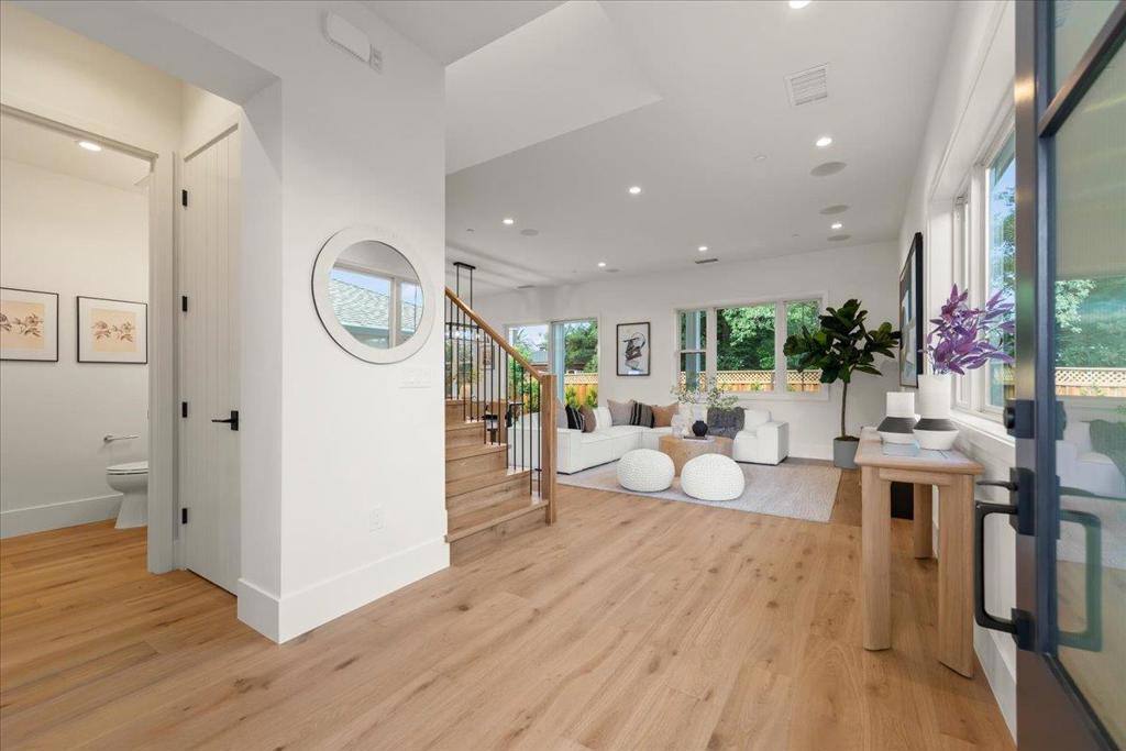 16011 Stephenie Lane Property Photo 7