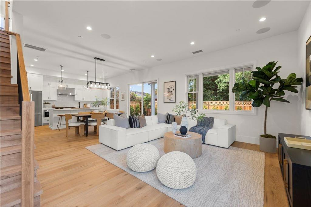 16011 Stephenie Lane Property Photo 9