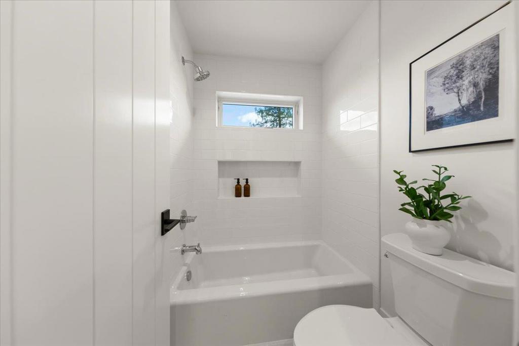 16011 Stephenie Lane Property Photo 37