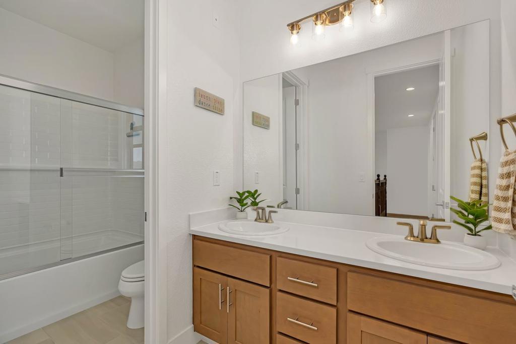 1174 Sunridge Drive Property Photo 23