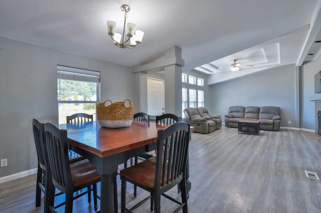 7242 Da Lee Road Property Photo 4