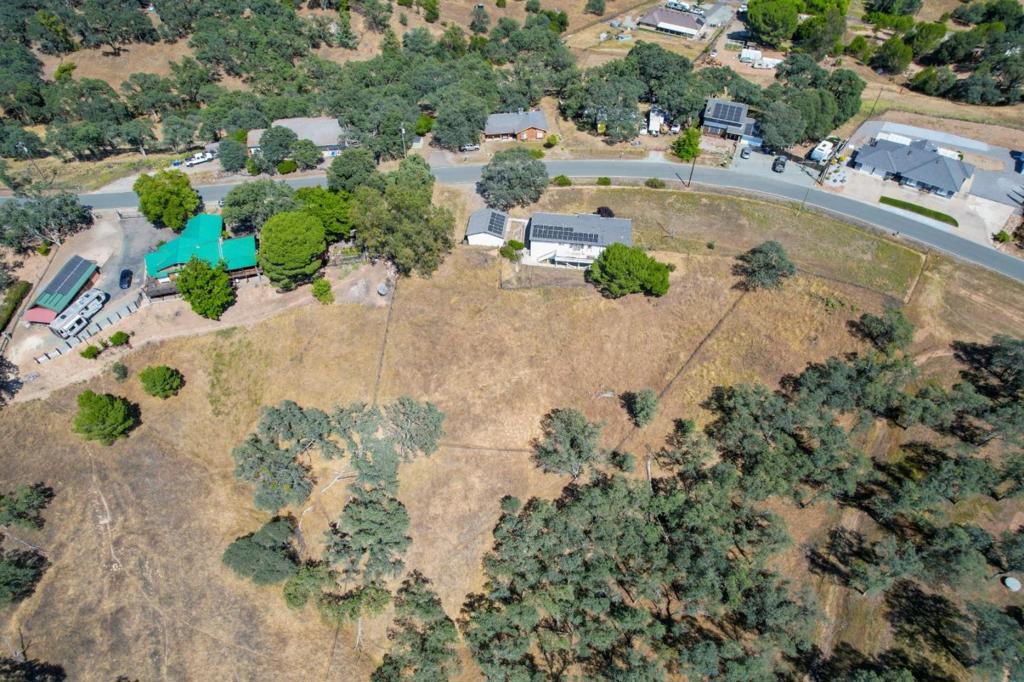 7242 Da Lee Road Property Photo 27