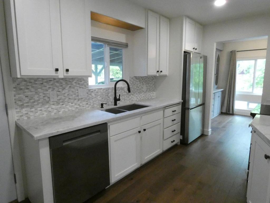 552 Bean Creek Road 126 Property Photo 4