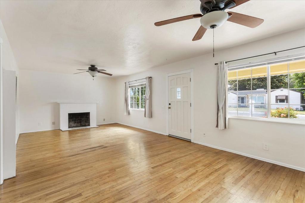 1745 Elmwood Avenue Property Photo 8