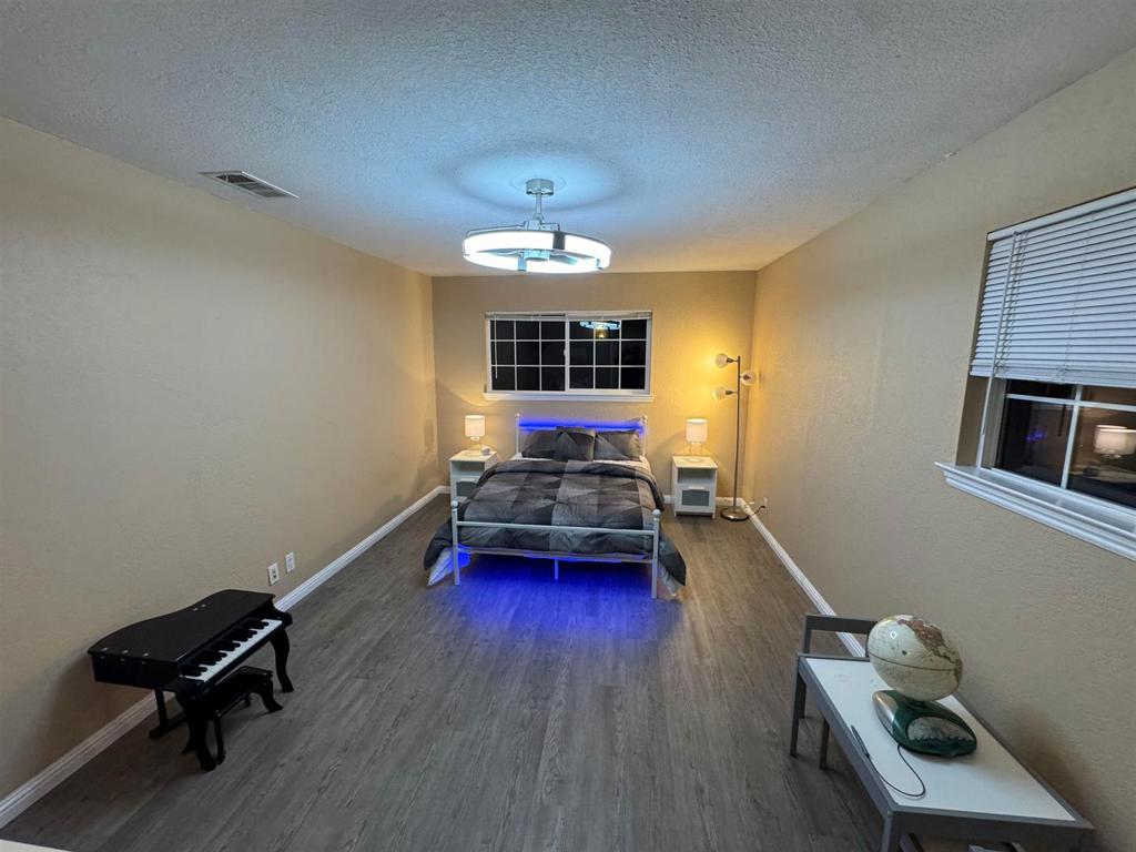 41670 Paseo Padre Parkway Property Photo 7