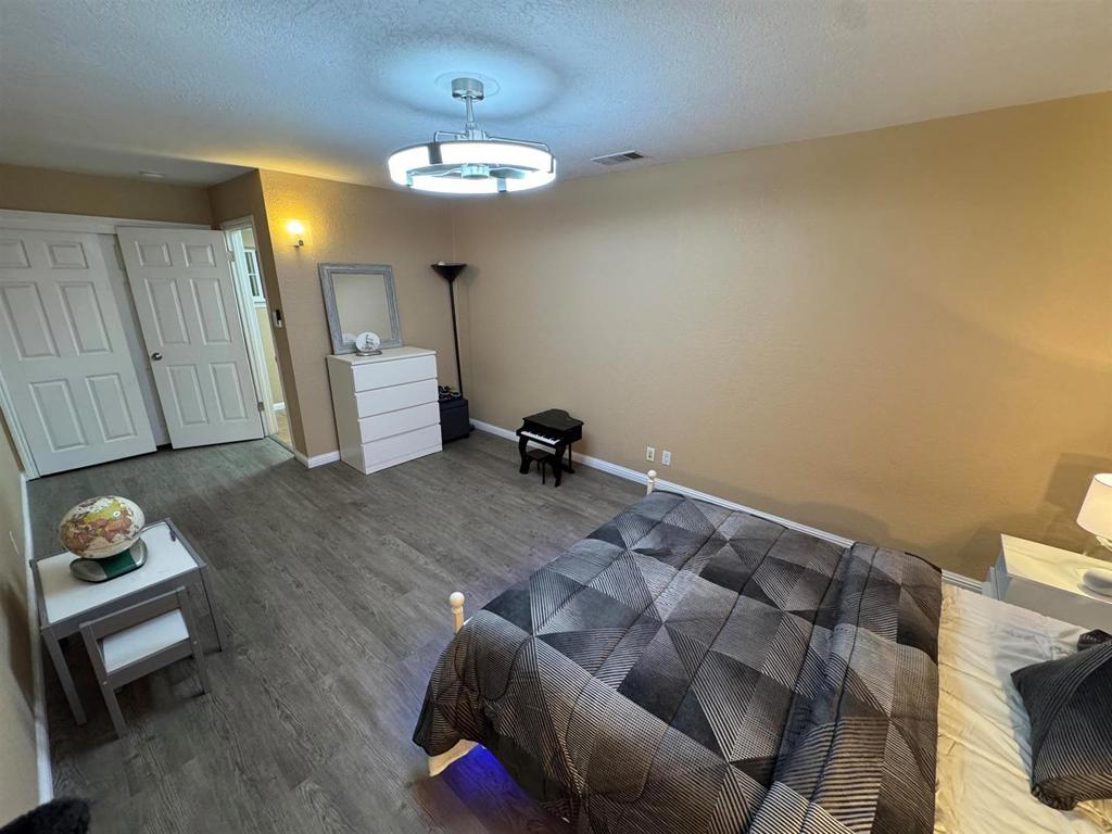 41670 Paseo Padre Parkway Property Photo 8