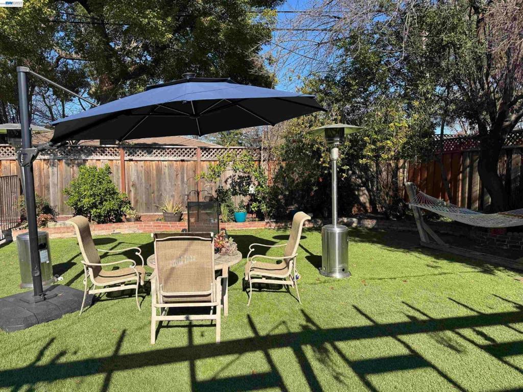 41670 Paseo Padre Parkway Property Photo 13