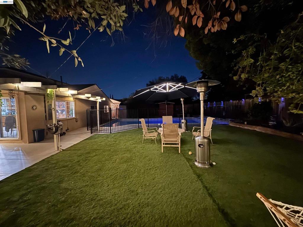 41670 Paseo Padre Parkway Property Photo 14