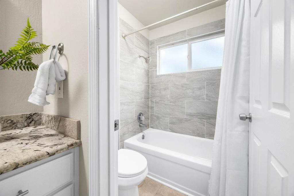 2769 Valencia Road Property Photo 15