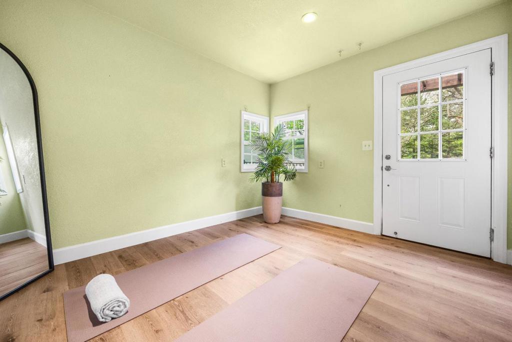 2769 Valencia Road Property Photo 39