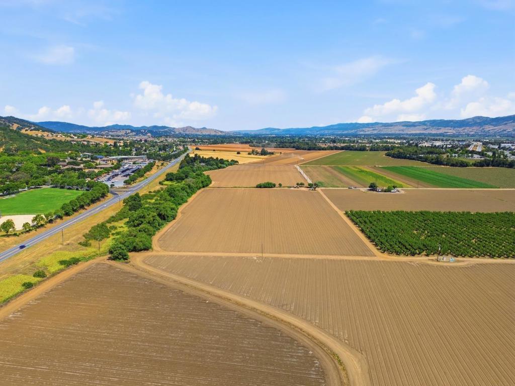 ML82048859 Property Photo 8