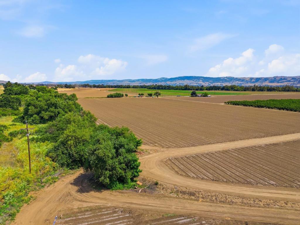 ML82048859 Property Photo 11