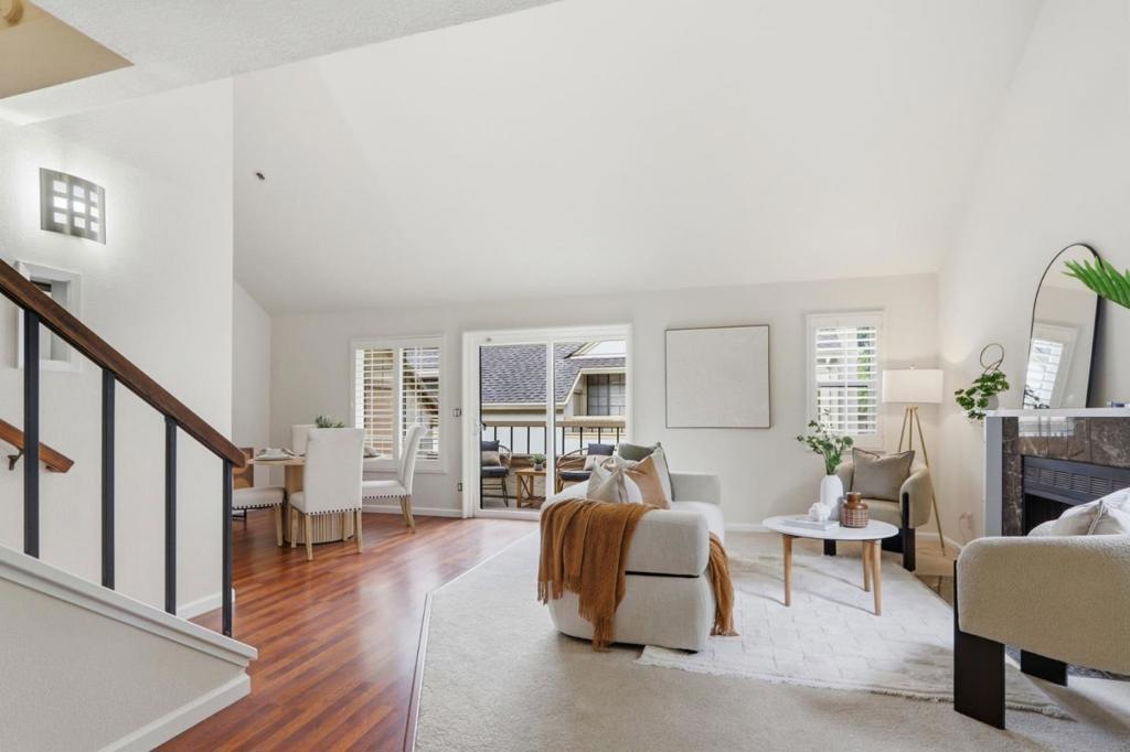 1941 Huxley Court Property Photo 6