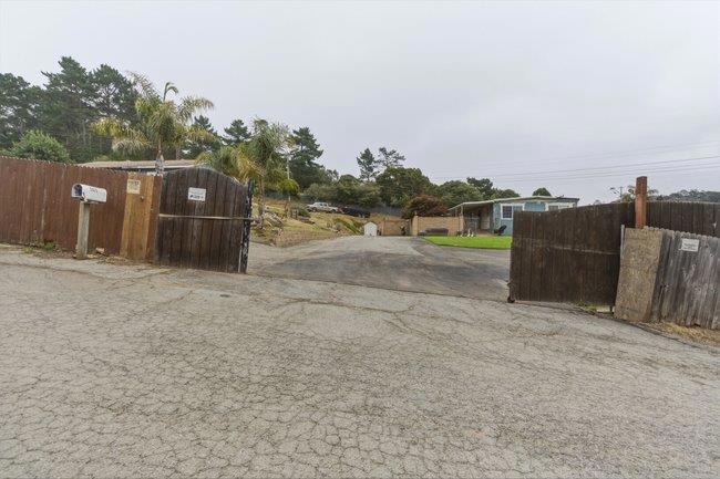 5925 Briarcliff Terrace Property Photo 3