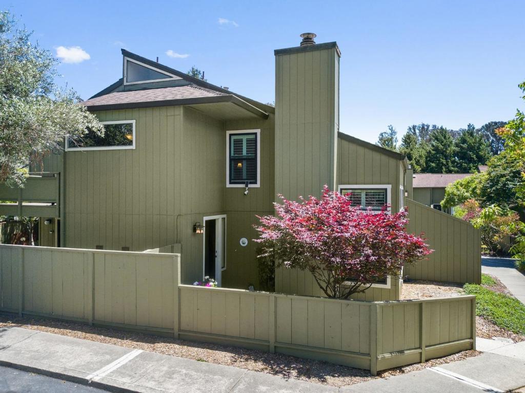 2701 Subec Lane Property Photo 8