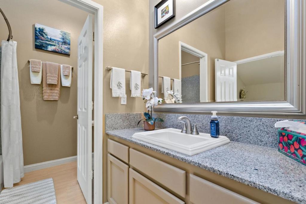 2701 Subec Lane Property Photo 31