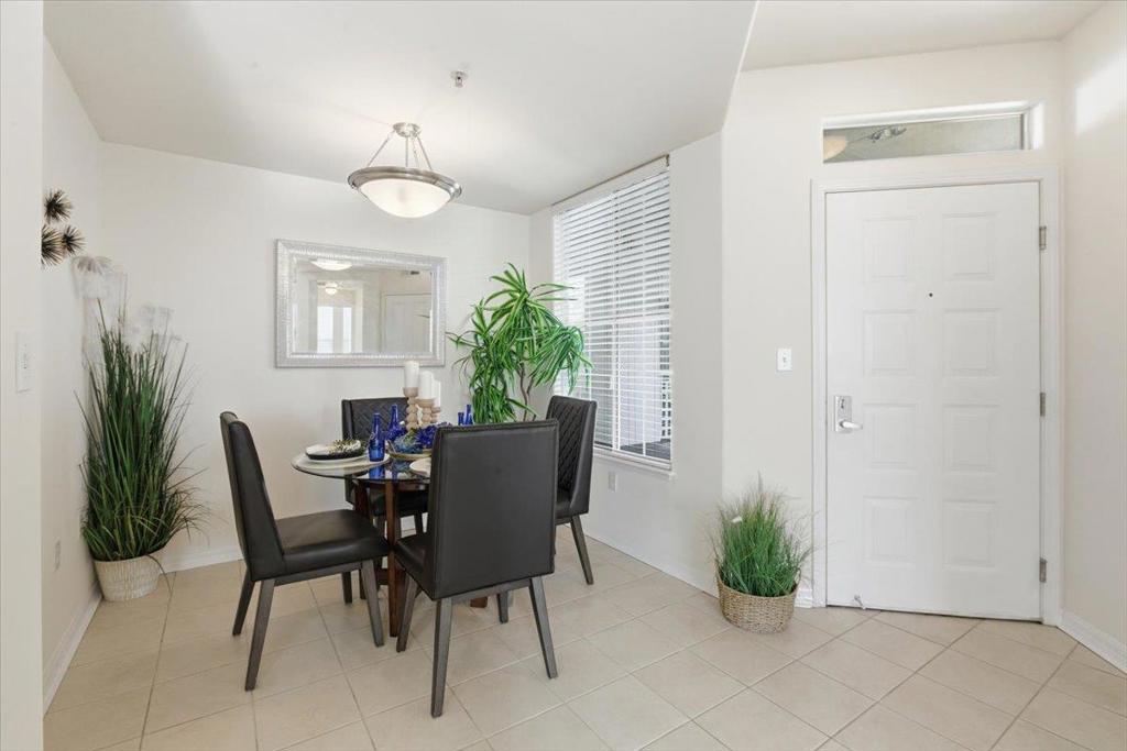 3901 Lick Mill Boulevard 360 Property Photo 5