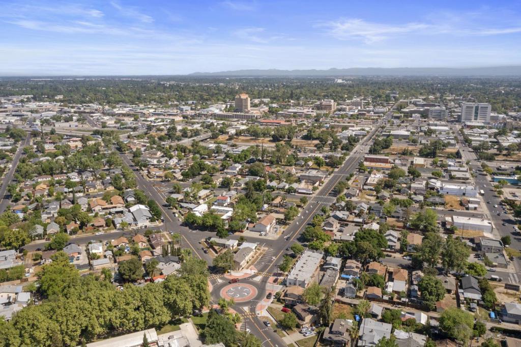 101107 I Street Property Photo 14
