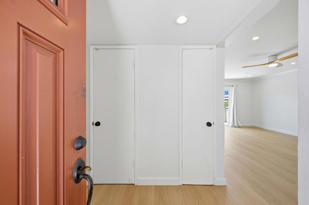 1214 Admiralty Lane Property Photo 3