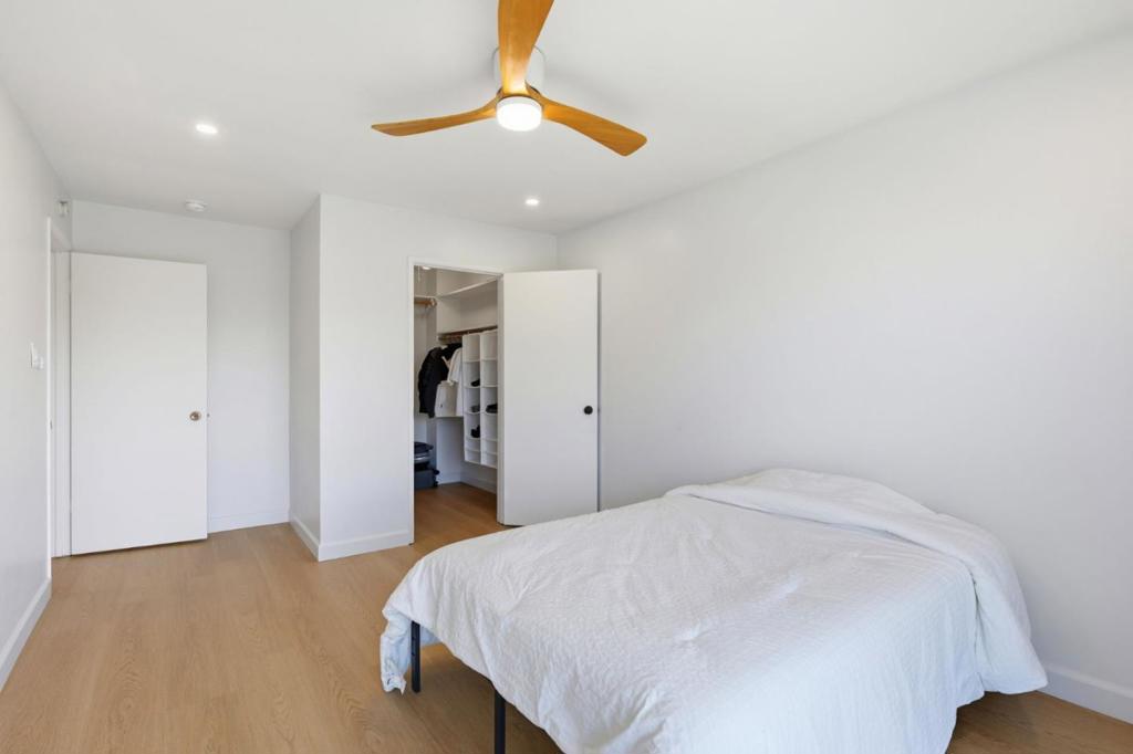 1214 Admiralty Lane Property Photo 24