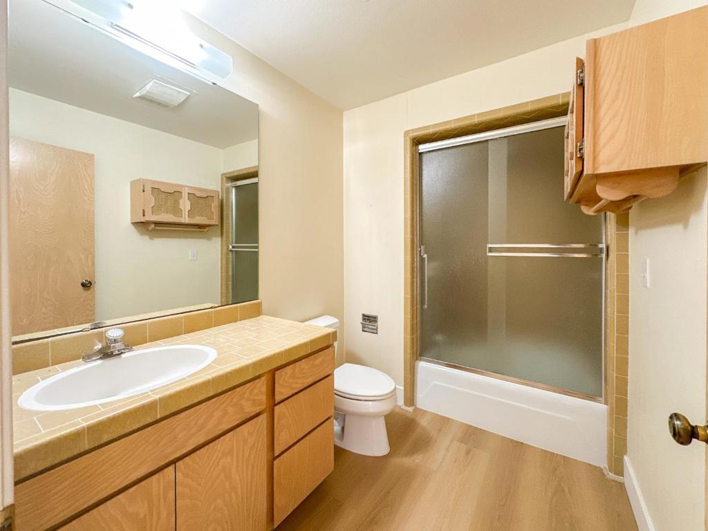 20521 Upper Hillview Drive Property Photo 8
