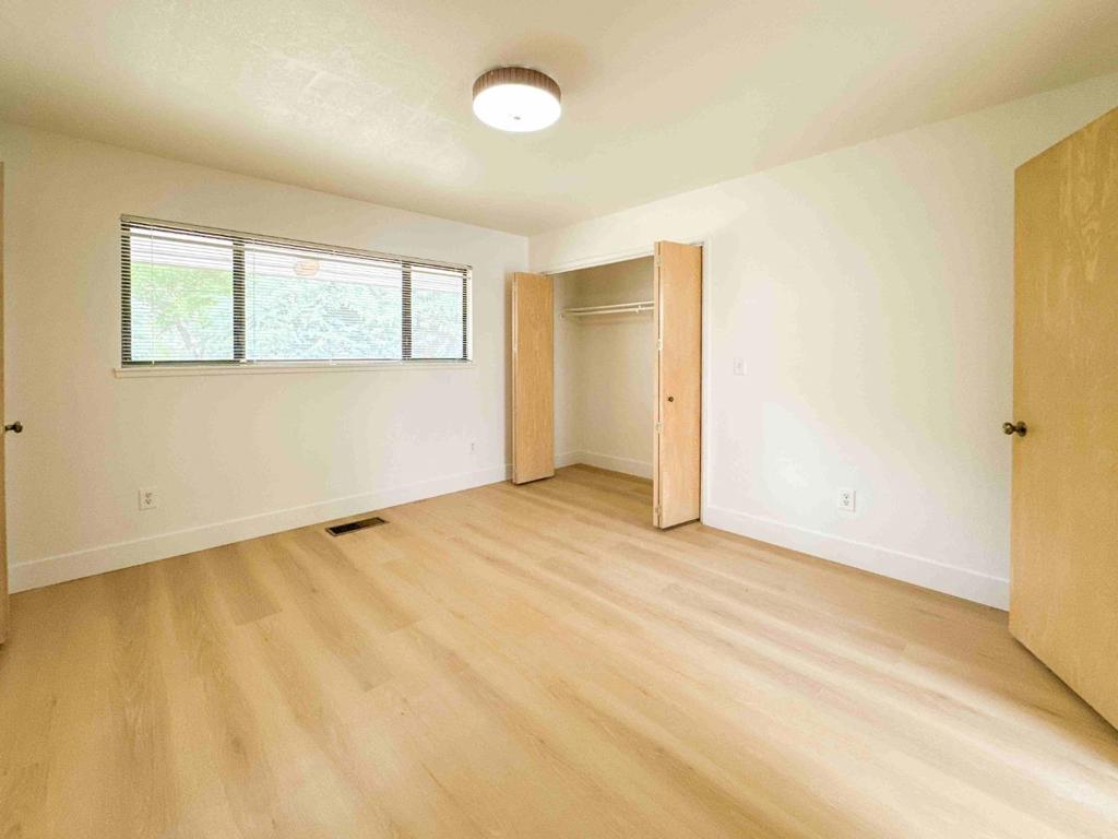 20521 Upper Hillview Drive Property Photo 9