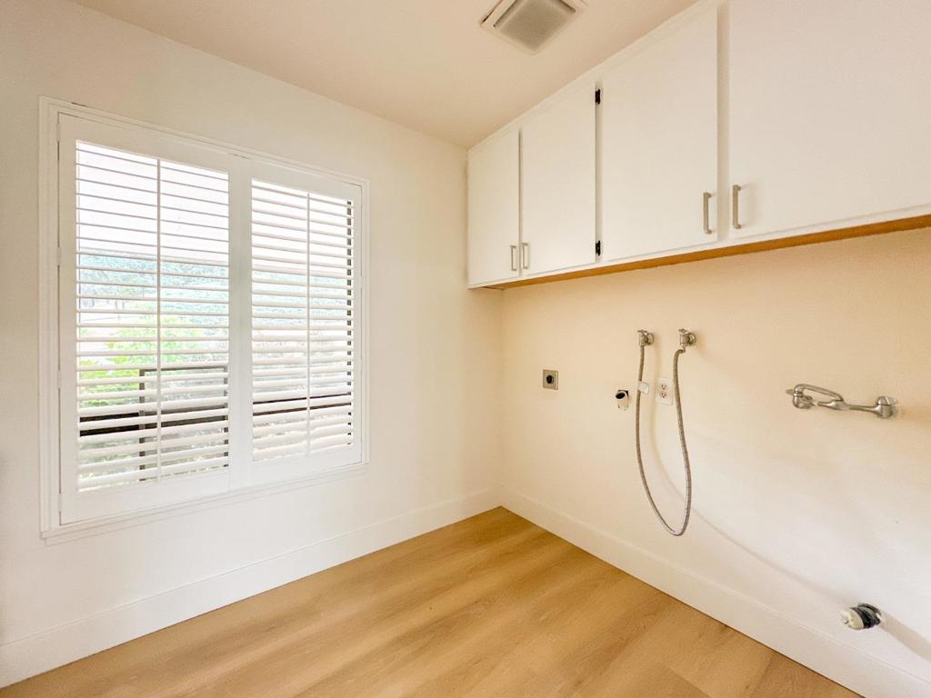 20521 Upper Hillview Drive Property Photo 11