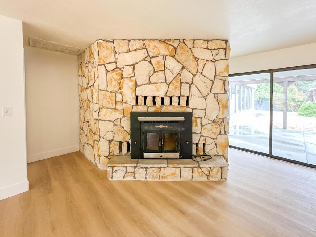 20521 Upper Hillview Drive Property Photo 24