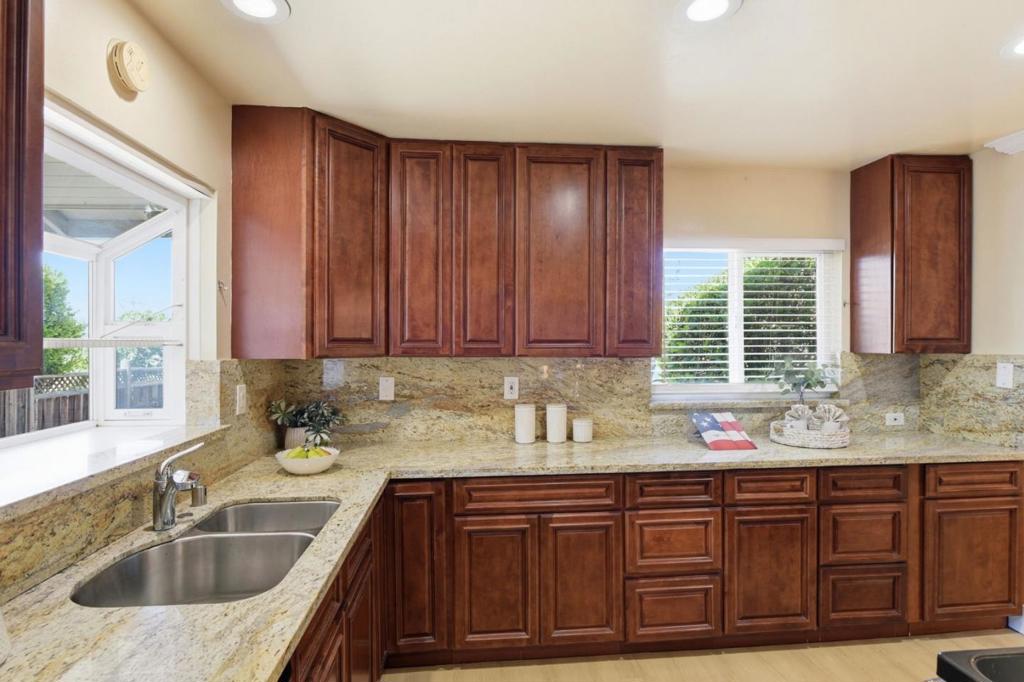 484 Ardis Avenue Property Photo 13