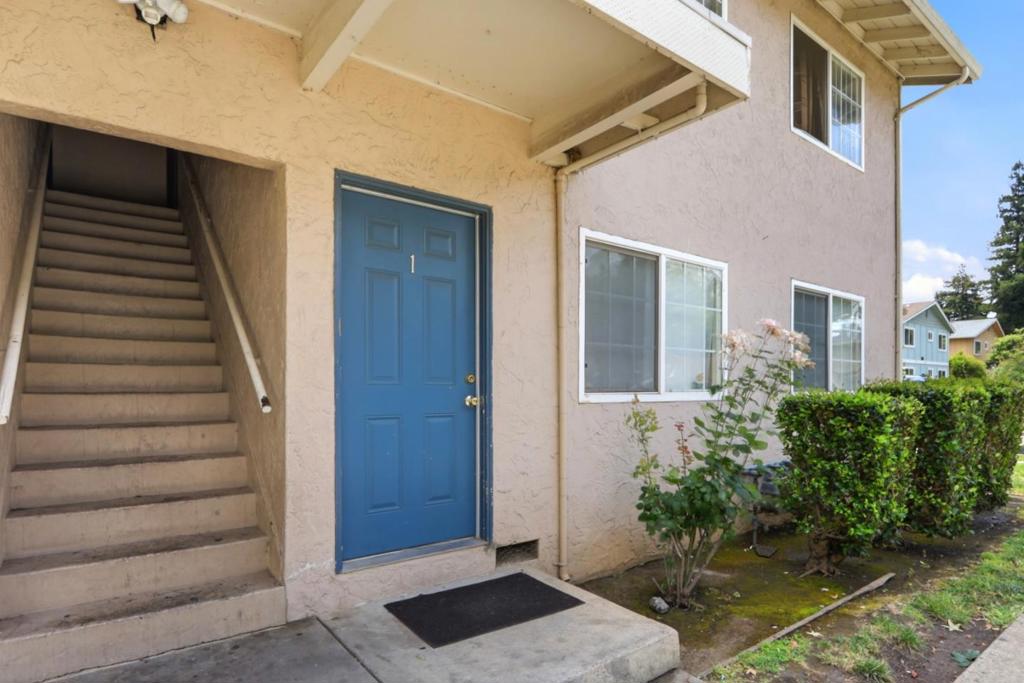 5718 Tucson Drive Property Photo 3