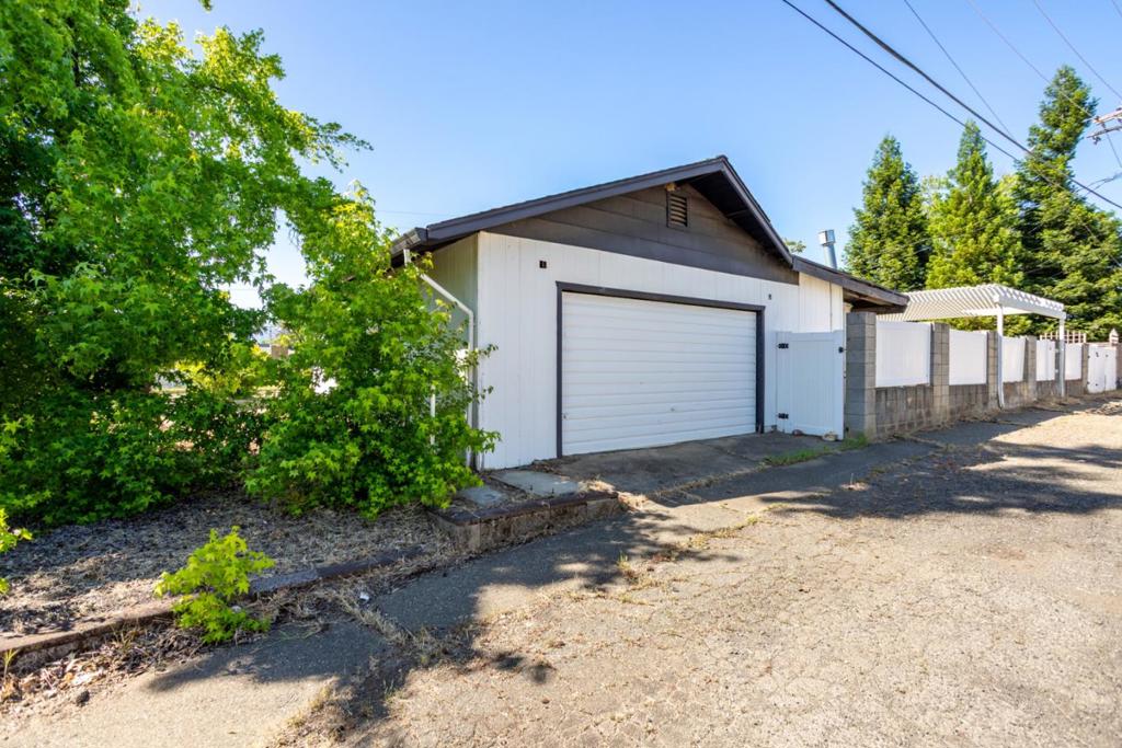 3400 Panorama Drive Property Photo 29