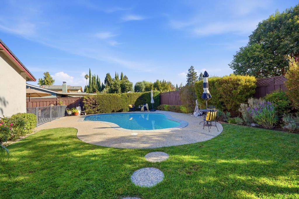 7634 Los Padres Court Property Photo 24