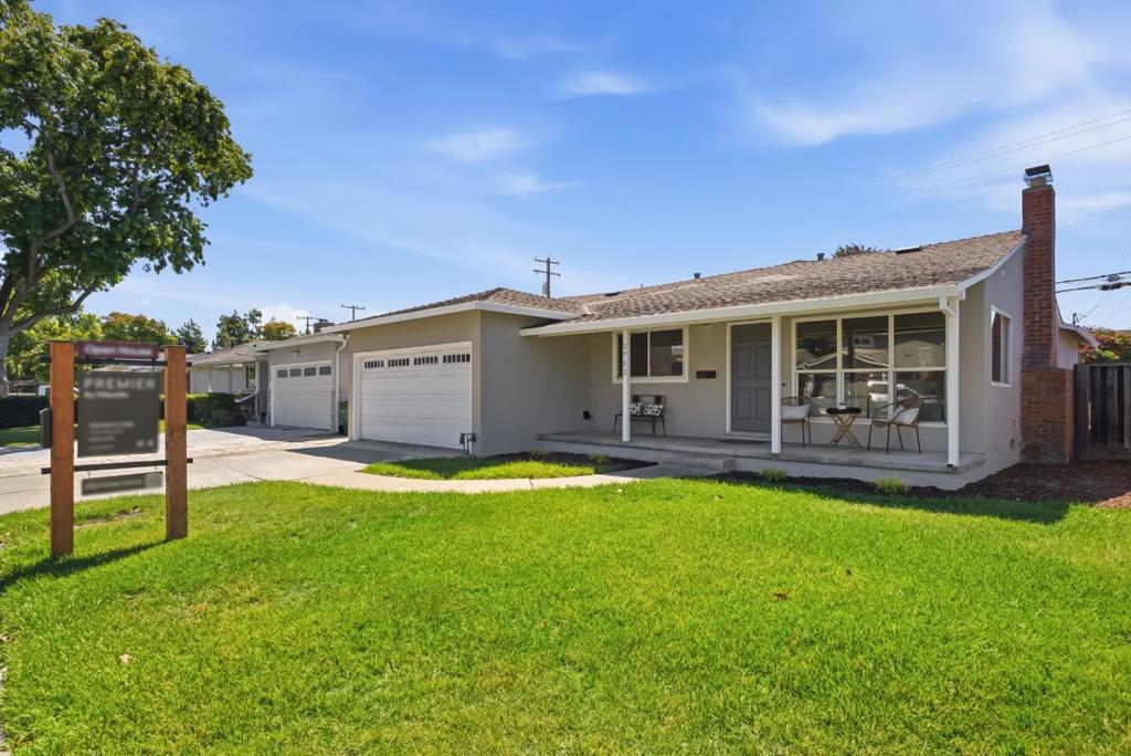 2752 Forbes Property Photo 1