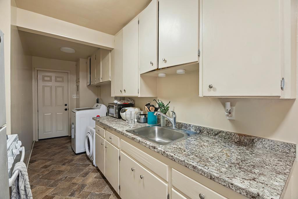 1718 6th Avenue Property Photo 9