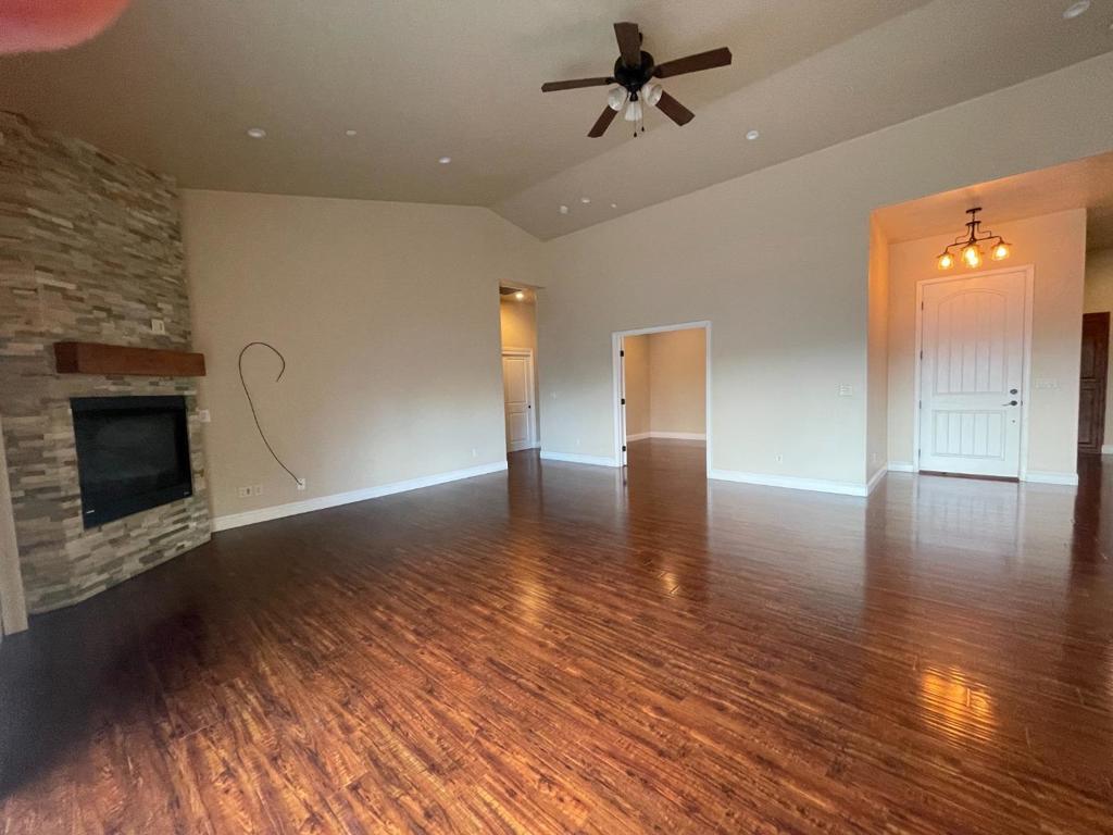 1360 Santa Ana Road Property Photo 4