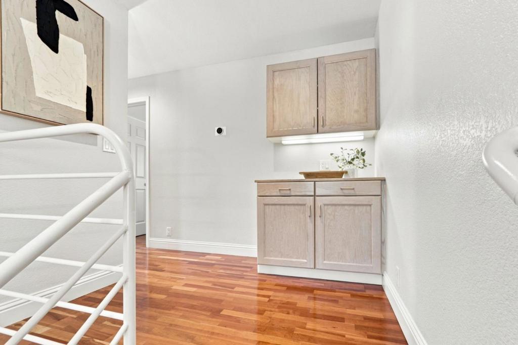 2329 Villa Place Property Photo 11