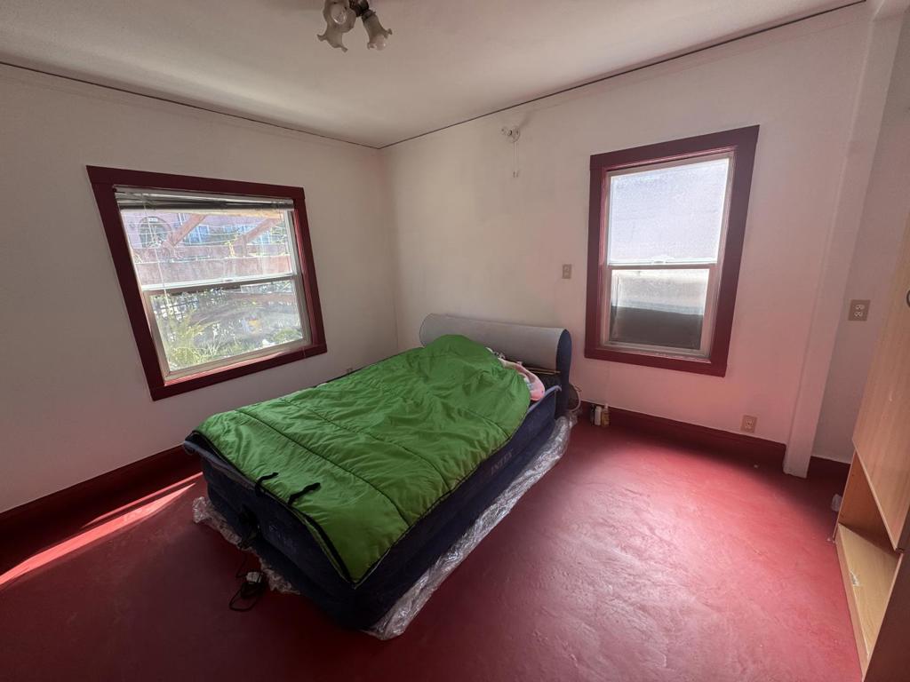 1925 E 27th Street Property Photo 5