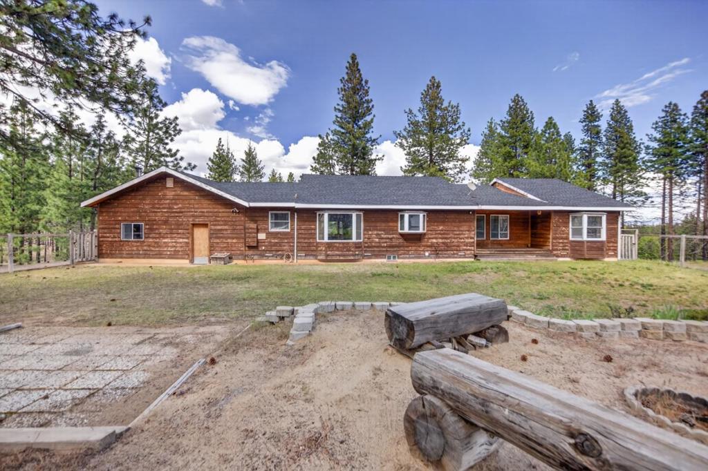 469600 Amesbury Drive Property Photo 30