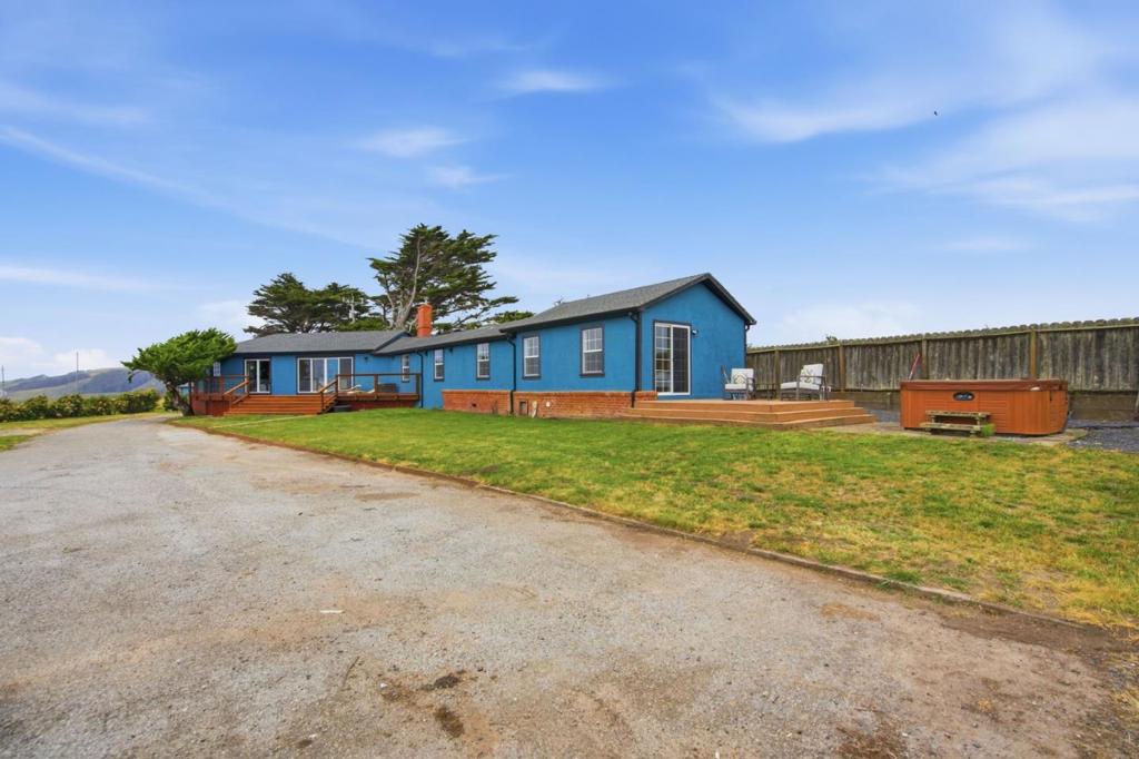 1263 Reservoir Road Property Photo 10