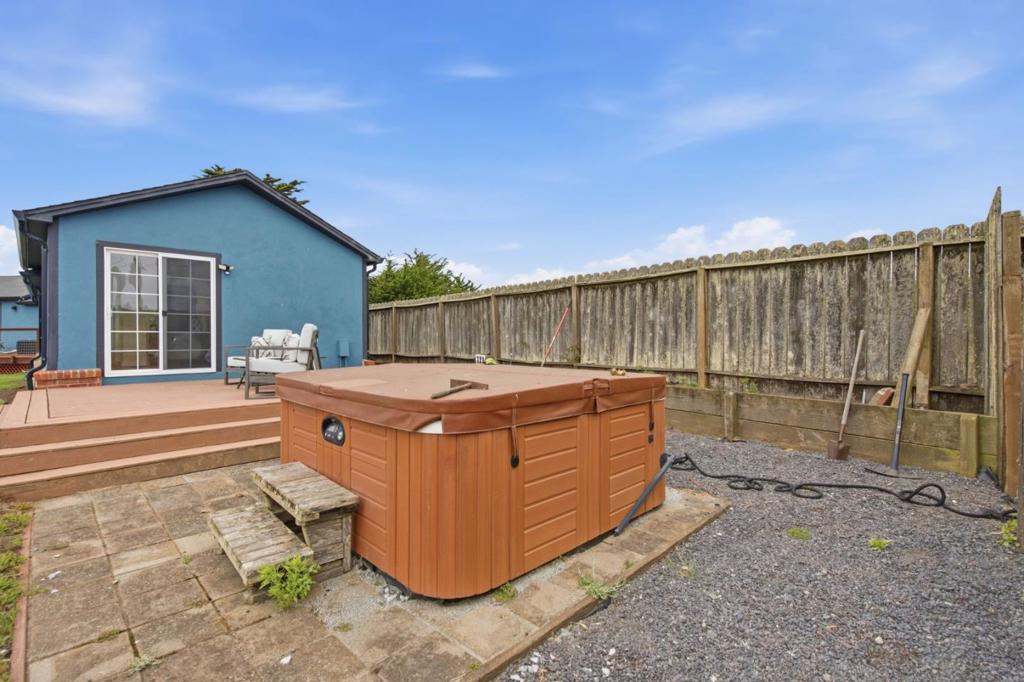 1263 Reservoir Road Property Photo 11