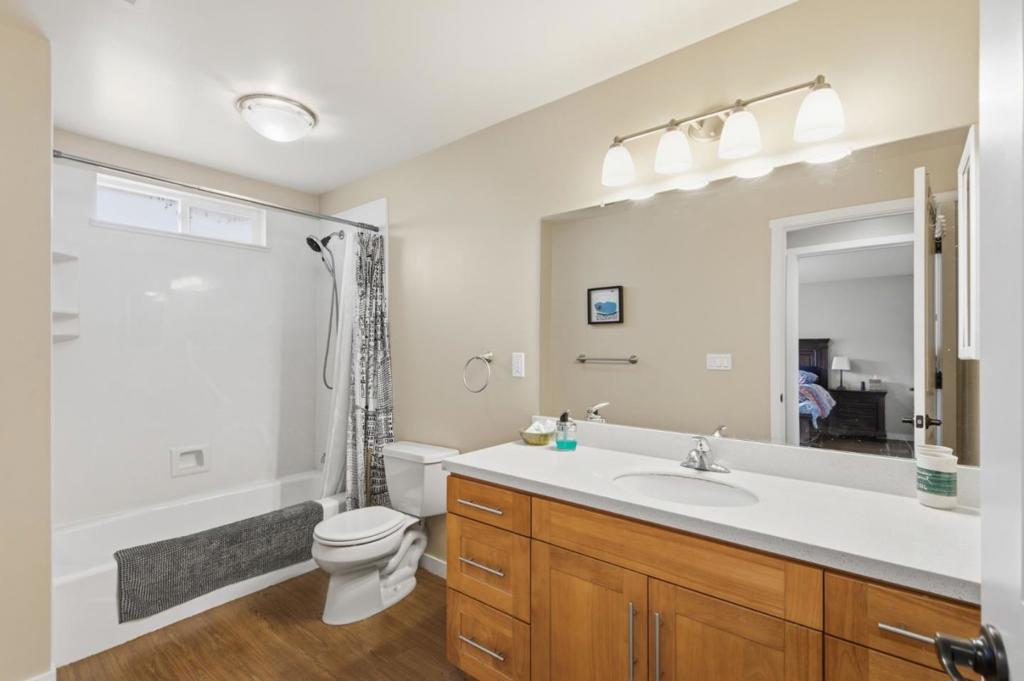1263 Reservoir Road Property Photo 37