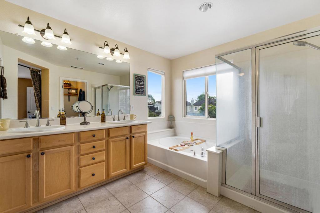 75 Paseo Drive Property Photo 20