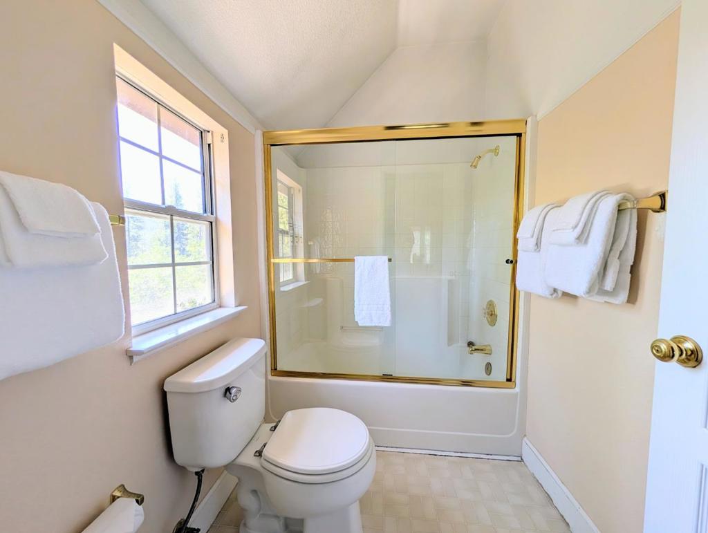 12021 Valenta Way Property Photo 16