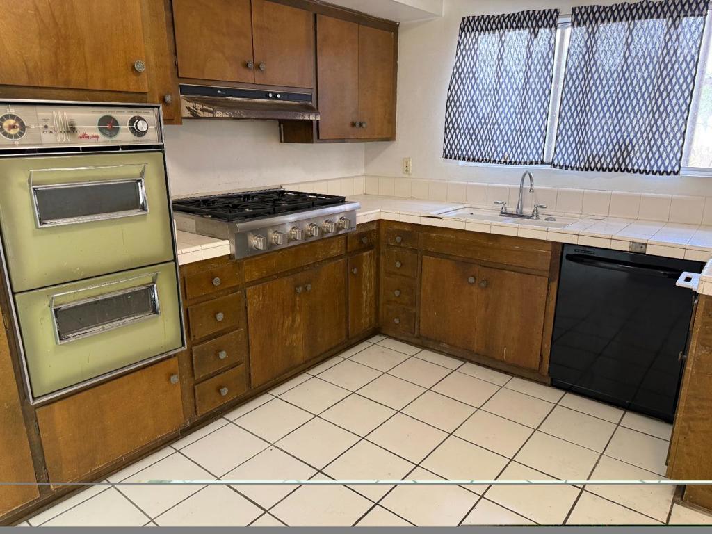 2 Mayapple Way Property Photo 5