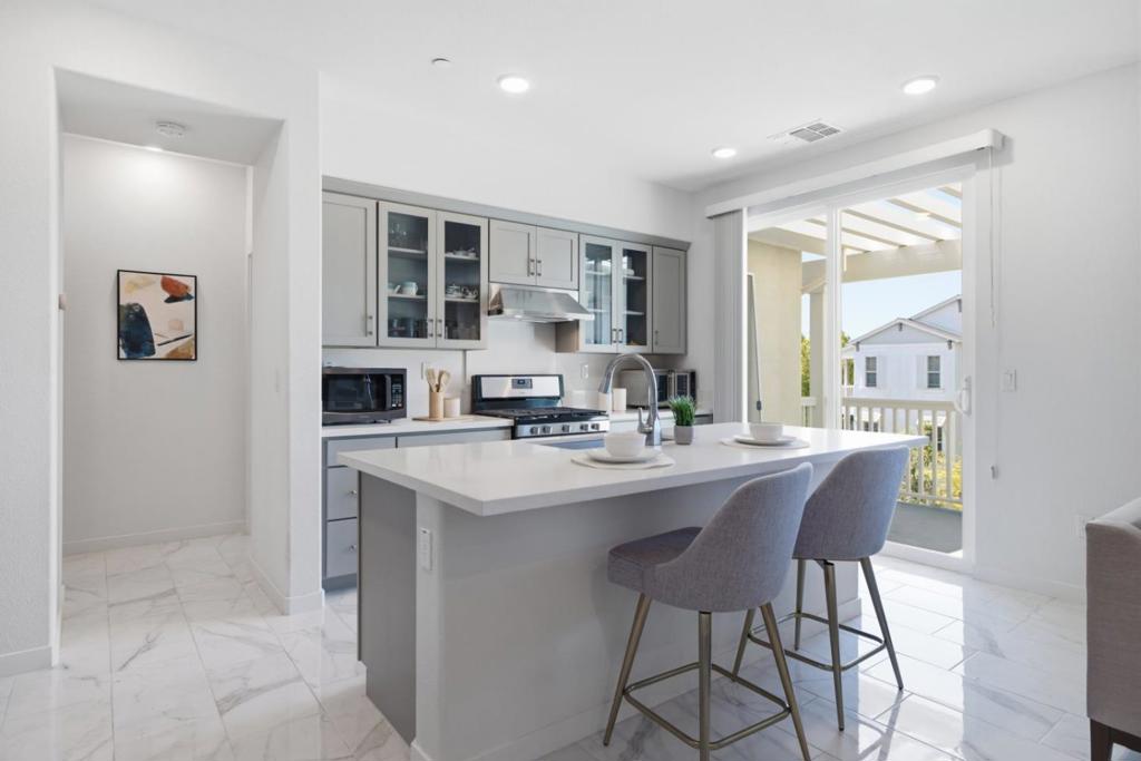 37523 Shelter Road Property Photo 10