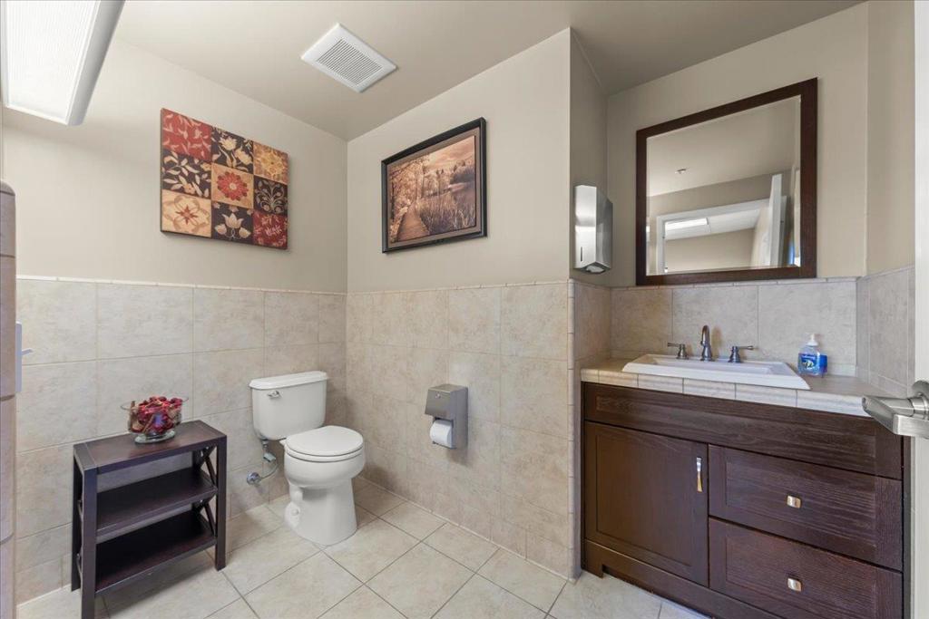 125 Hangar Way 110 Property Photo 20