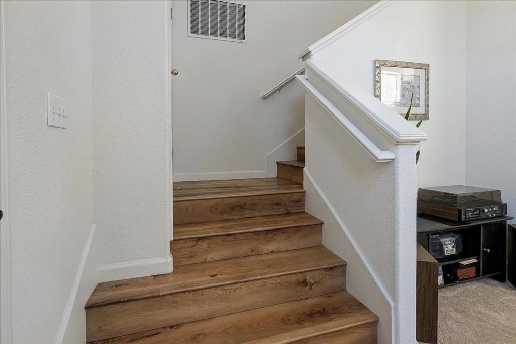 4996 Agape Court Property Photo 11