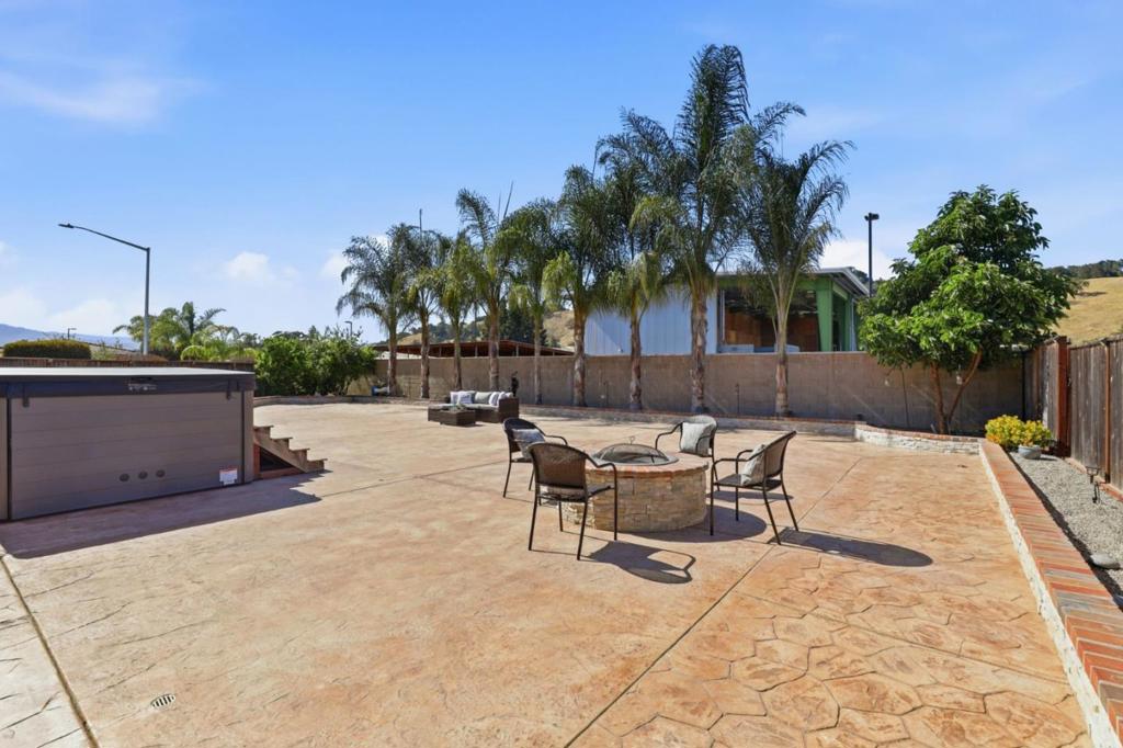 1860 Thyme Court Property Photo 40